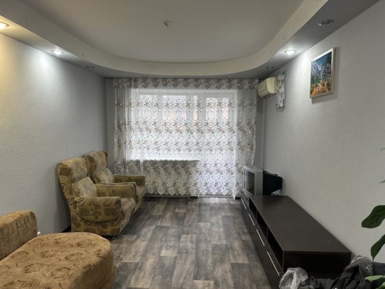 Сдам 3х ком на Матросова 72 Кам'янське