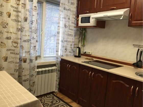 Сдам 2х ком в центре Кам'янське