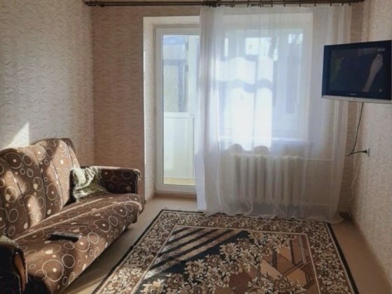 Здам квартиру 1-кімнатну ПАРКОВА 33, кв.64