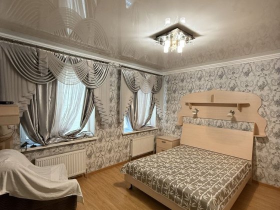 Сдается 2 комнатная квартира. Центр. Славянск. Славянск