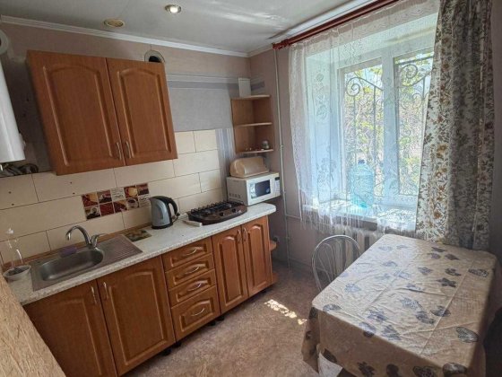 Здається двохкімнатна квартира, Слов'янськ.