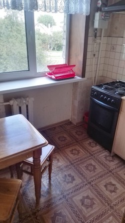 Сдам 2 комнатную квартиру - фото 1