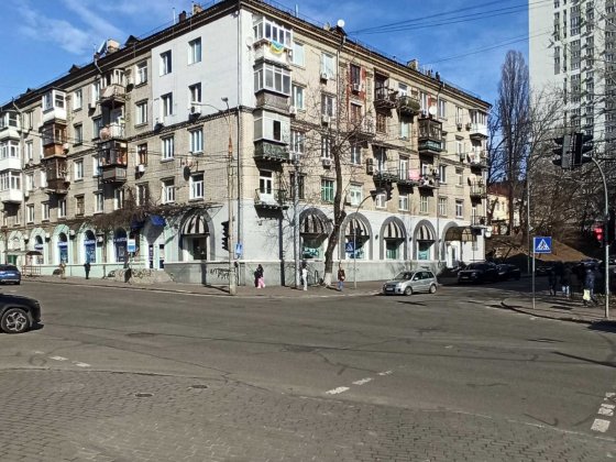 Продаж 2-к квартири вул. Білоруська 3 Киев