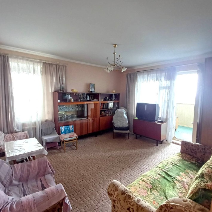 Продам 3х комн. квартиру на Крымском бульваре - фото 1