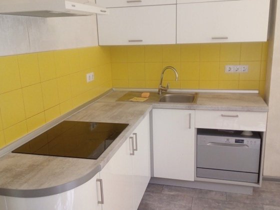 Здаю 2 кімнатну квартиру. Руданського 3, затишна , безпечне місце. Киев