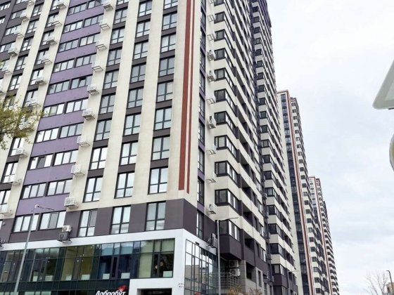 Продаж 2-к квартиры просп. Воздушных сил 56г Киев