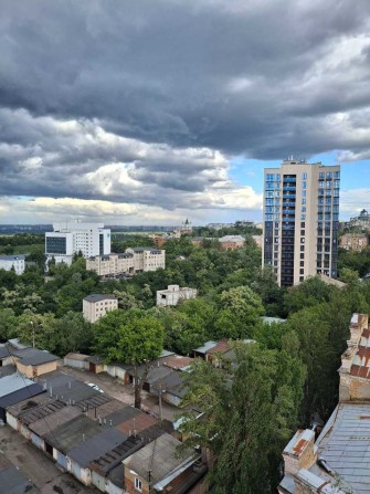 Довгострокова оренда 2х кімн.квартири в центрі міста : вул.Кудрявська 31/33 - фото 1