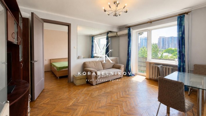Оренда 2к квартири в центрі Києва - фото 1