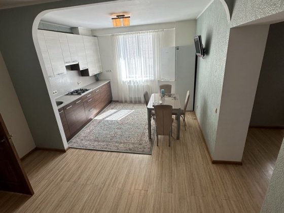 Здам в оренду 2 кім Новобудову 80кв по Софіївській Кременчук