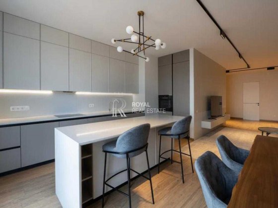 Оренда преміальної 4-кімнатної квартири з панорамним видом у ЖК Busov Hill 190 м² Буслівська, 12