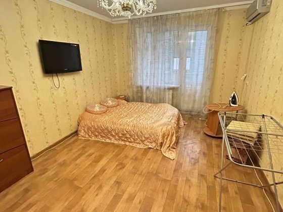 Оренда 1о в Нагірній частині по вул. г. Маріуполя Кременчук