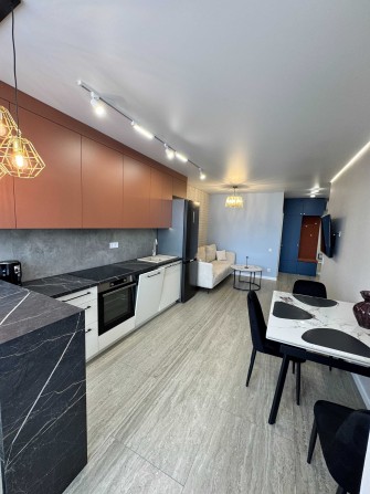 Оренда євро 2к квартири 52м2 з новим ремонтом. Перша здача. - фото 1