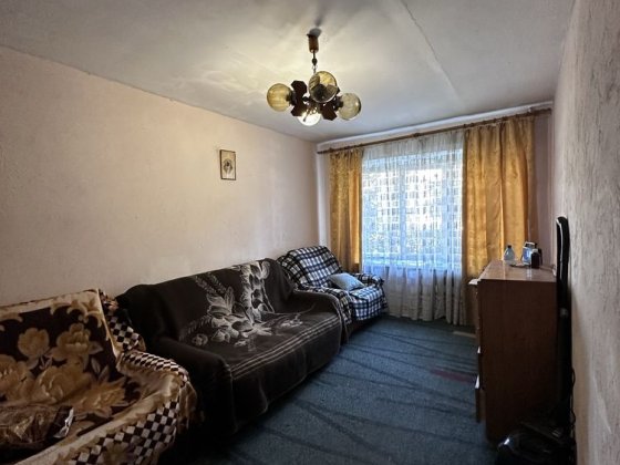 2 кімнатна біля гот Надія Ивано-Франковск