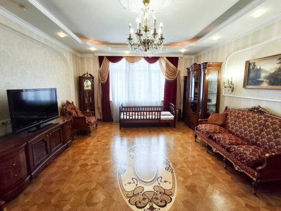 Без %, ГЕНЕРАТОР Оренда 3к квартири в Центрі, 130м2, Лесі Українки 23а Печерська Киев