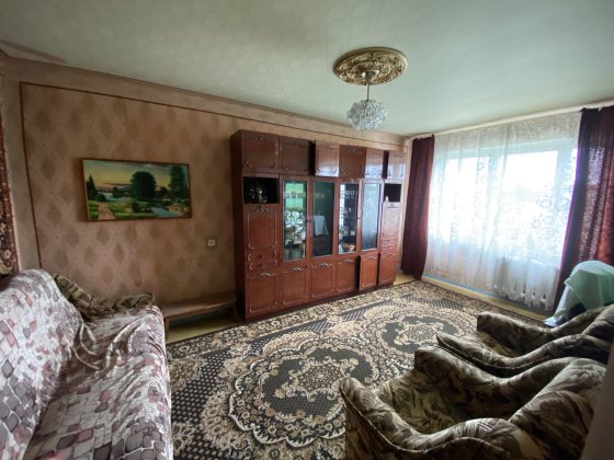 Сдам двух комнатную квартирую на Николаевском шоссе!!4000+комуналка Кривий Ріг