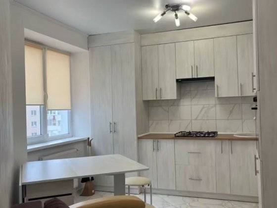 Сучасна квартира в районі річки в новобудові, укомплектована. Ивано-Франковск