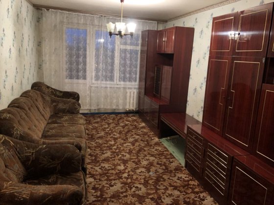 Сдам трёхкомнатную квартиру на ВОСХОДЕ Кривой Рог