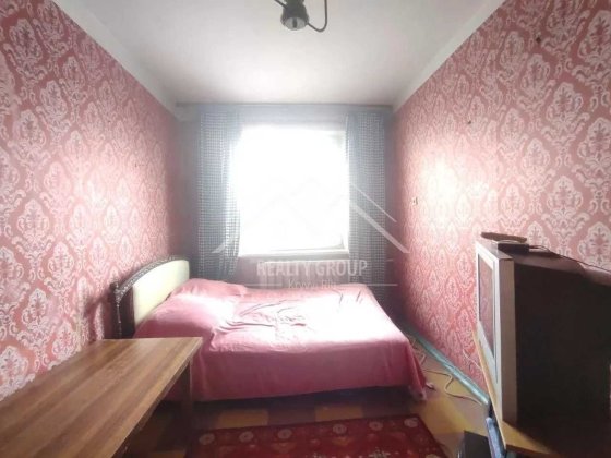 Оренда двокімнатної квартири в центрі міста на Свято-Миколаївській. Кривой Рог