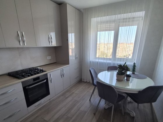 Оренда 3 кім. квартири в ЖК  CARAMEL RESIDENCE Луцк