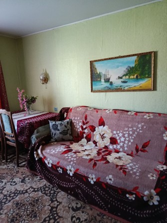 3 кімн  Металоупгійний район Червона 1 прверх  з 2 балконами - фото 1