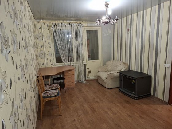 Сдаю 2х кімнатну квартиру на 5 Зарічному,  середина Бродвея, Кривий Ріг