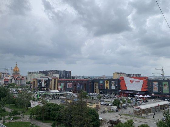 4 кім квартира 82 м біля Велесу і Метро Ивано-Франковск