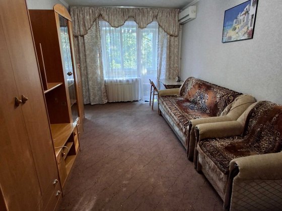 Затишна  1к  квартира, газ,  вул.Вишгородська, Пріорка Киев