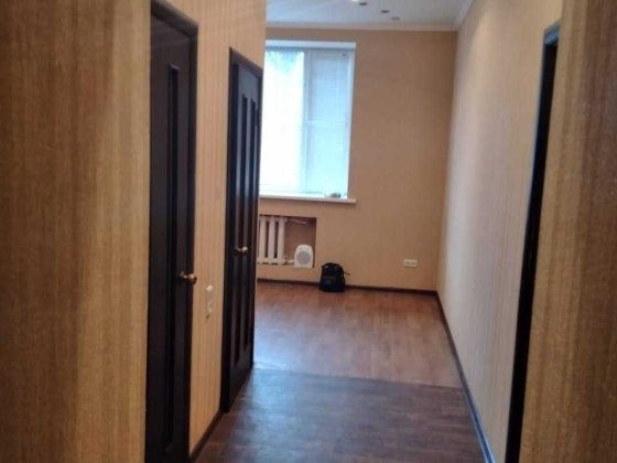 Квартира на Соцмісті (недалеко від ринку) під бізнес 1 поверх Кривий Ріг