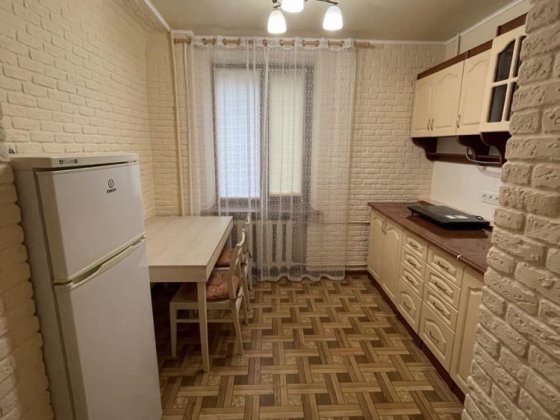 Здаєтся 1 кімнатна квартира в Металургійному районі . Кривой Рог