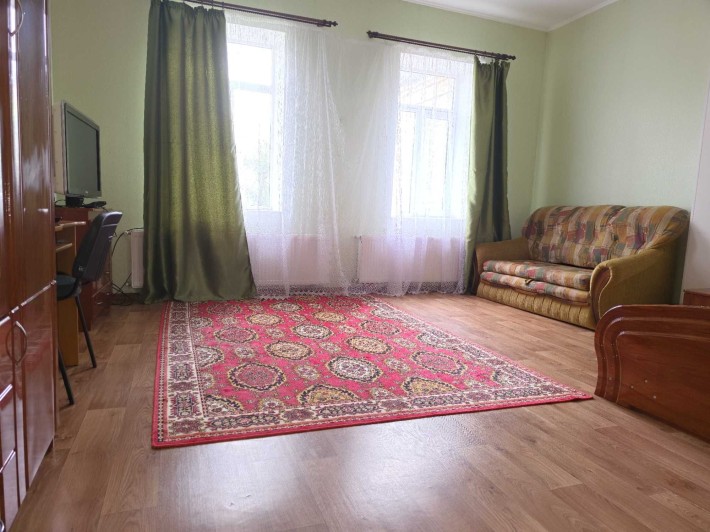 Здам 2-кімнатну затишну квартиру у центральній частині міста в приватному секторі. - фото 1