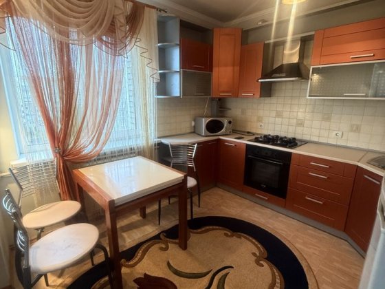 Оренда 2к Проспект Миру (2 поліклініка)індивідуальне опалення Хмельницкий