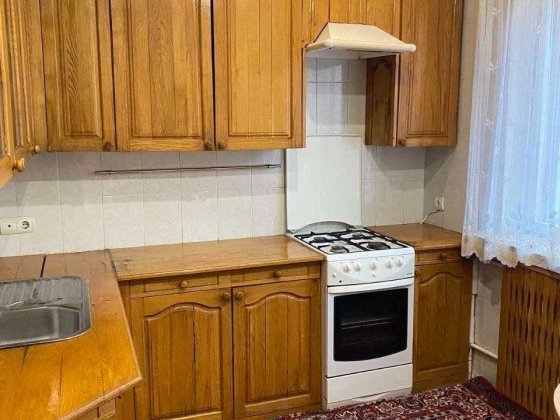 Оренда 1кімн Воскрсенка,вул. Микитенка 9, з собачкою можливо Киев