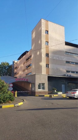 Продам паркоместо в закрытом паркинге - фото 1