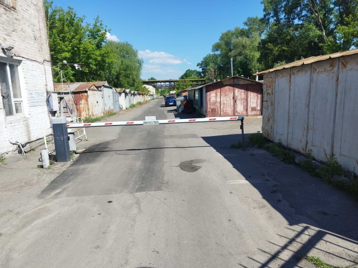 Сдам, гараж м. Видубичі. Біля в'їзду в кооператив. ГБК Печерський - фото 1