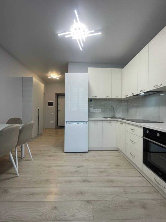 Оренда 1-кімнатної квартири, 50 м² новобудова, Соборна, перша здача, 13 000 грн - фото 1