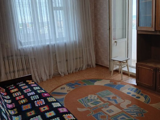 Оренда 2к. квартири на Виставці( біля другої поліклініки) з хорошим ремонтом з меблями та технікою. Хмельницкий