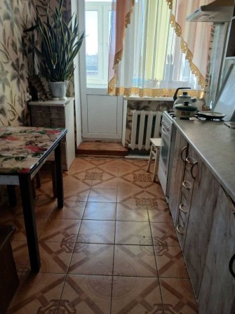 Оренда 3-кімнатної квартири по вул.Водна, р-н Хіммістечка проживання з власницею - фото 1