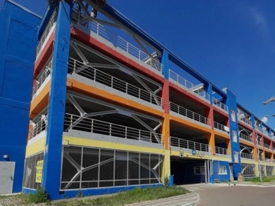 Здам паркомісце паркінг на 3 поверсі Софії Русової