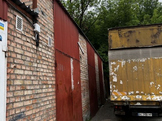 Здам в довготривалу ореду бокс 100кв.м Луцк