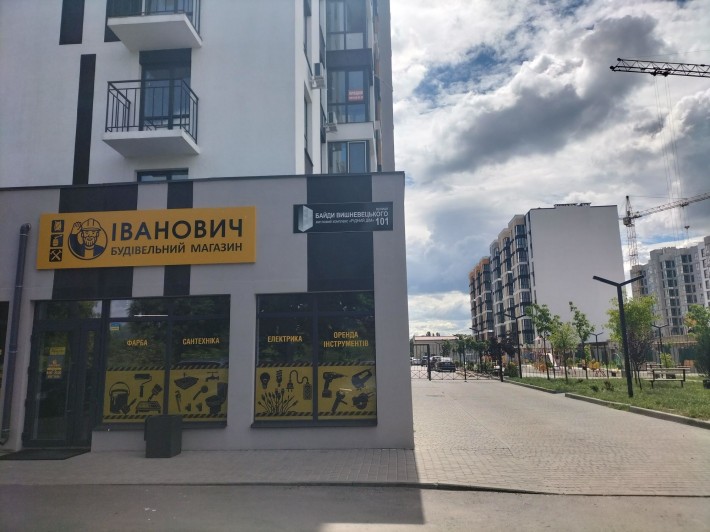 Оренда гаражу в новобудові ЖК "Рідний дім' - фото 1