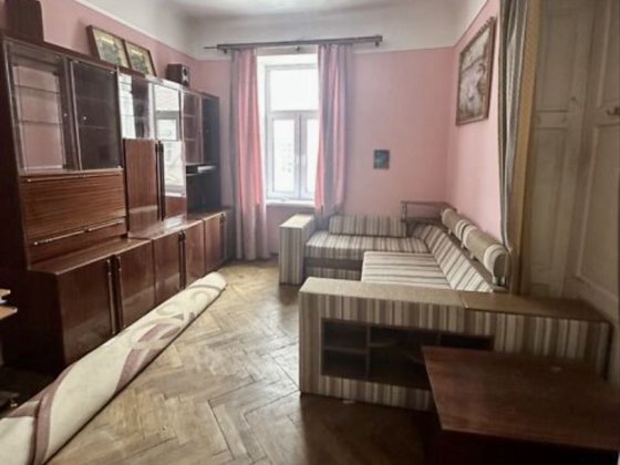Здається 2 кім квартира біля Соборної площі Черновцы