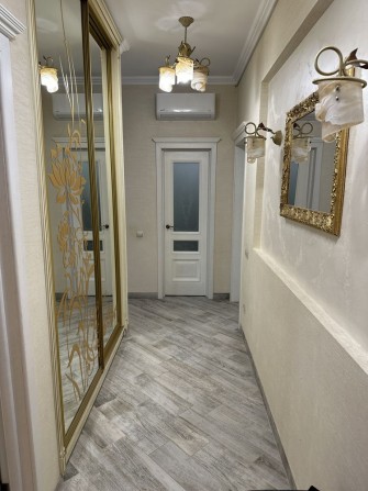 Оренда стильної 2-х кімнатної ,з терасою - фото 1