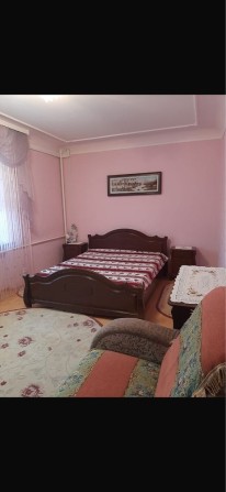 ОРЕНДА ЧУДОВОГО ЖИТЛА З ДВОРОМ - фото 1