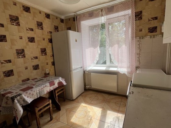 Оренда 1-но  кімнатна квартира 4 поверх Сагайдачного ,225 Черкассы