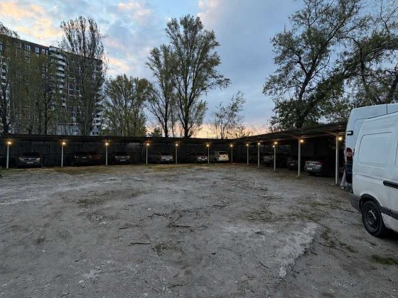 паркінг для вашего авто під накриттям з охороною та відеоспостереженням Дніпро