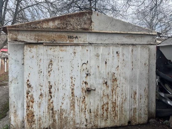 Продам  гараж (место) в  гаражном кооперативе «Взлет» Одеса