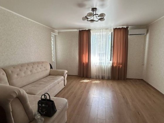 Здається 2-кімнатна квартира в районі Льотки. Чернигов