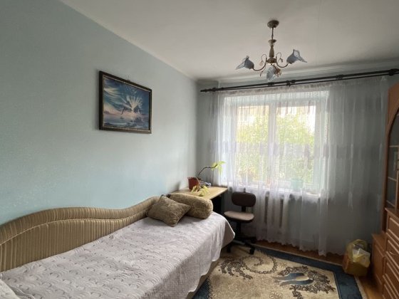 Здається 3 кімнатна квартира вул,Авангардна (Руська) Черновцы
