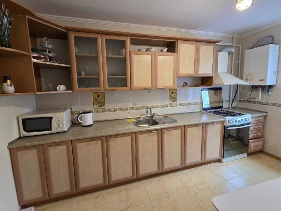 Довготривала оренда 3к квартири на Слов'янці