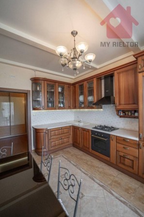 Оренда трикімнатної квартири по вул.Собранецька - фото 1
